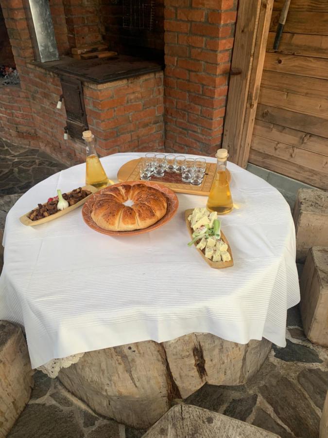 Отель No Comment Rustic Куртя-де-Арджеш Экстерьер фото